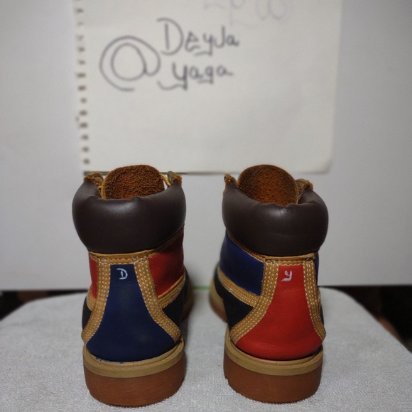 COPY - *custom KIDS Timberland boots* - Picture 2 of 7